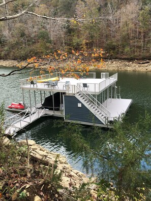 Personal dock for house