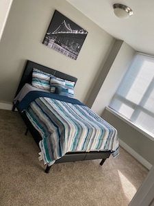 Luxury Apt Downtown ATL.
Please Confirm with me first before Instant Booking!!