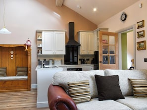 Open plan living space | Hen House - Pendle Holiday Cottages, Barley, near Clitheroe