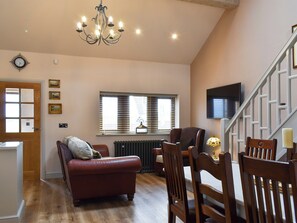 Open plan living space | Hen House - Pendle Holiday Cottages, Barley, near Clitheroe