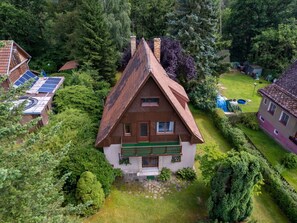 Plante, Bâtiment, Fenêtre, Vert, Arbre, Maison, Paysage Naturel, Bois, Lot Terre, Pente