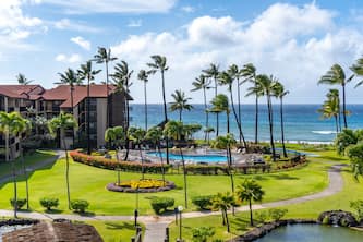 Beautiful Penthouse Condo w/ Direct Ocean Views - Sleeps 8!