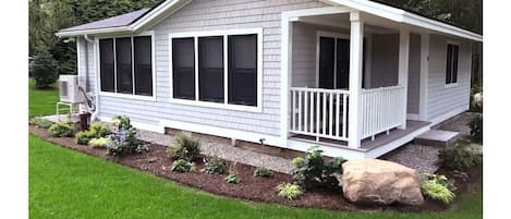 Cozy cottage with water access