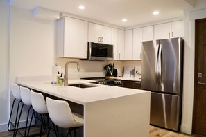 Functional & beautiful kitchen