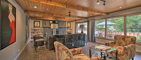 Hot Springs Vacation Rental Home | 6BR | 5.5BA | 5,456 Sq Ft | Step-Free Access