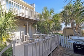 Outside sitting area with grill