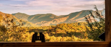 Enjoy the beautiful Mountain views from the deck!