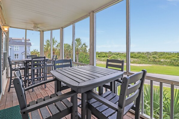 Screened-in porch