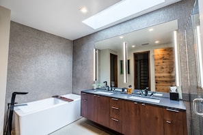 Owner Suite Master Bath