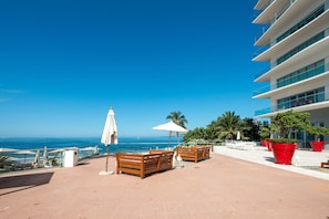 Beach front common areas