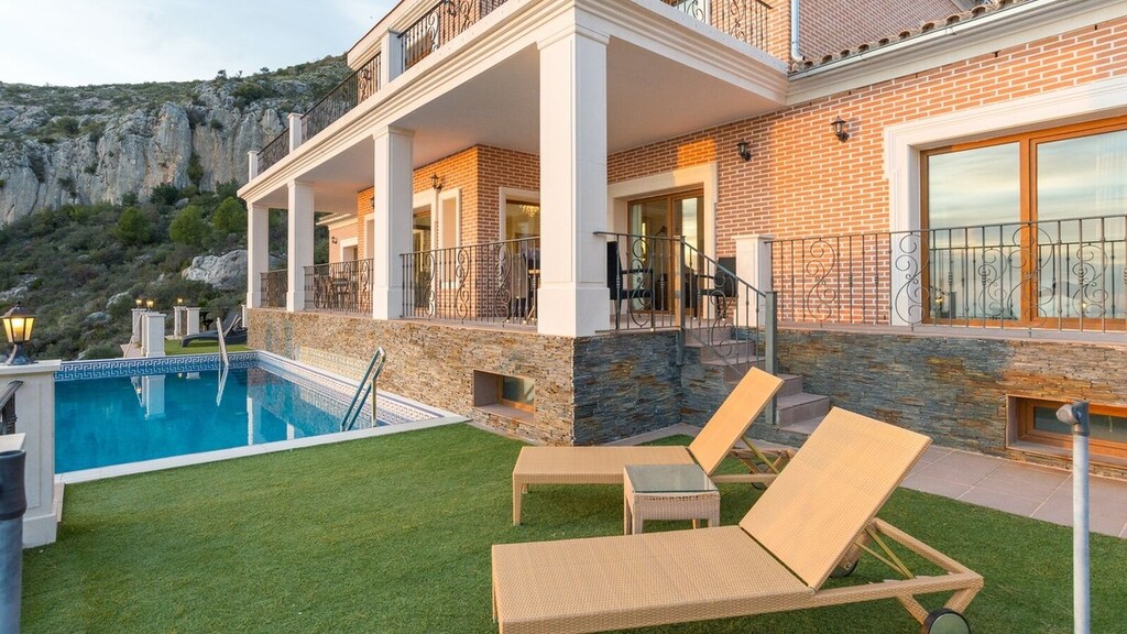 Picture of villa