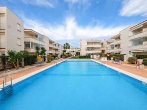 Schwimmbad, Eigentum, Gebäude, Resort, Grundeigentum, Wohnung, Eigentumswohnung, \"Stadt, Wohngebiet, Haus