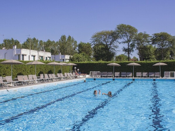 L'Eau, Ciel, Piscine, Bâtiment, Loisir, Arbre, Composite, Des Sports, Des Loisirs, Ville Resort