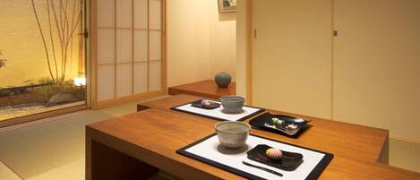 Japanese-style room on the 1st floor