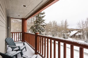 Private patio for Après ski