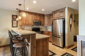 Fully equipped kitchen