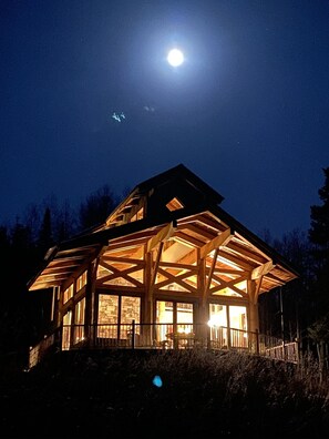 Full moon rising