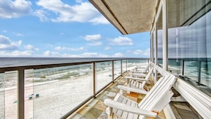 Top floor seating