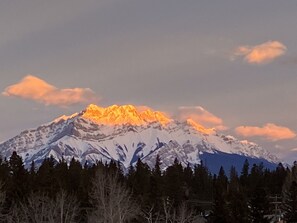 Sunrise over Cascade Mountain, Canmore