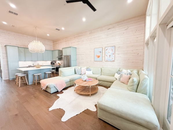 Main Living Room, 1st Floor