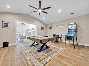 Brand New Game Room with Wetbar and Bunks!