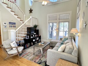 LIVING AREA ADJACENT TO STAIRCASE