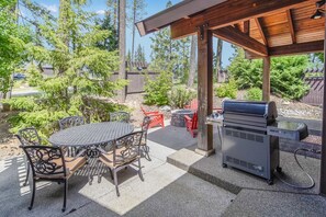 Grill and dine in a secluded setting complete with shade and privacy