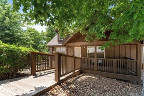 Walk in cabin with no steps.