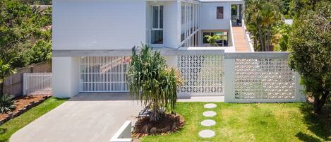 Private secure entrance, 4 car garage.
