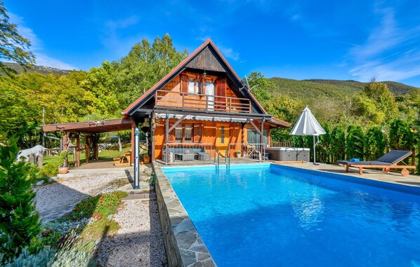 pool