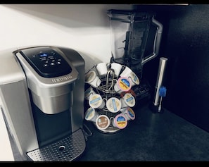 Kaffee und/oder Kaffeemaschine