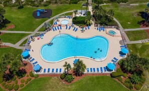 Unheated outdoor pool and jacuzzi is open year round 9am-11pm.