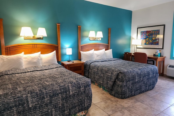 Ivey House Hotel - Queen Room image 1