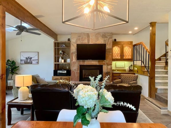 Large great-room with plenty of space to lounge