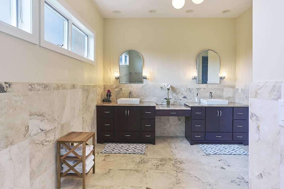 Hudson River retreat. Beautiful villa with amazing views near Rhinebeck