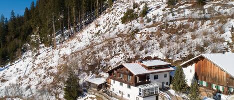 Holiday Home Exterior [winter]