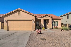 Front Entrance | Keyless Entry