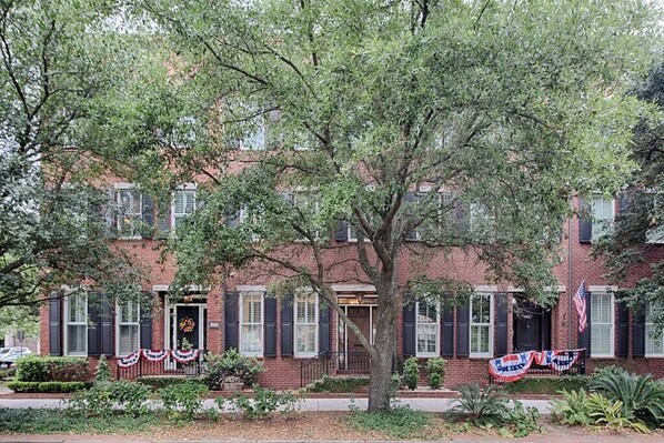 Liberty Street Townhouse (1)