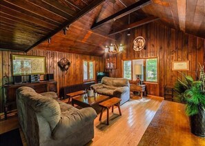 Experience the beauty of the Laurel Highlands. Book your mountain getaway today.
We offer the most unique collection of vacation homes in Laurel Highlands. From a cozy couple's getaway to a sprawling 400-acre private retreat, we have the perfect accommodations for your destination getaway.