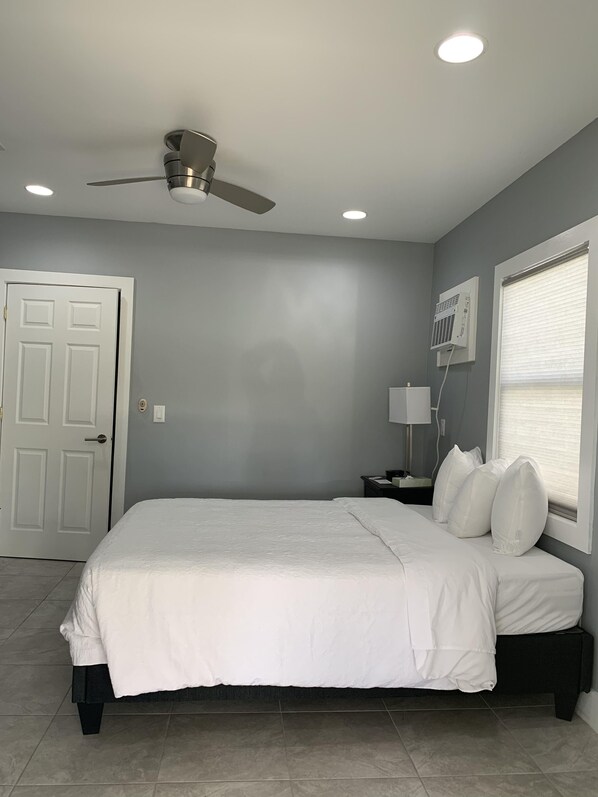 Everglades City Motel - Queen Room, 1 Bed image 1