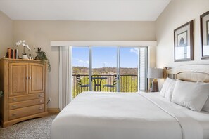 King Bedroom With Deck