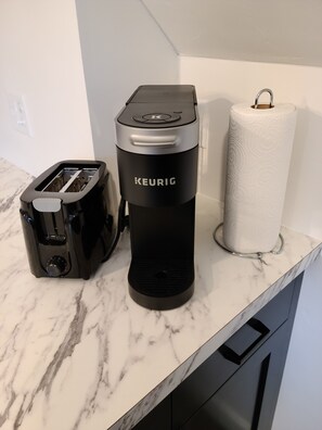 Kaffe og/eller kaffemaskine