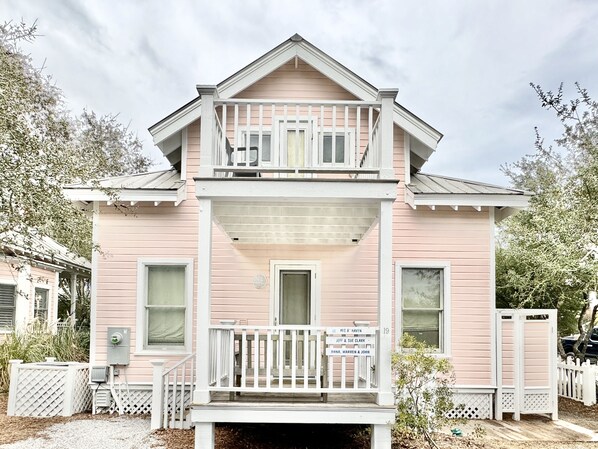 WELCOME TO MIS B HAVEN IN SEASIDE, FL!