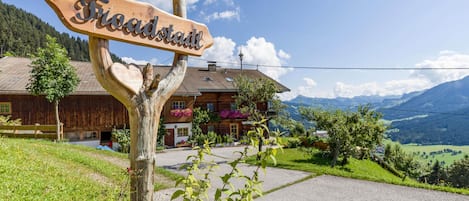 Extérieur maison de vacances [été]