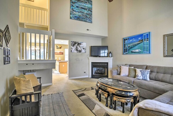 Greensboro Vacation Rental | 3BR | 2.5BA | 2 Stories | 1,500 Sq Ft