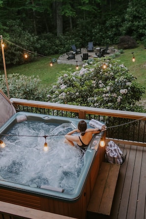 Bain à remous extérieur