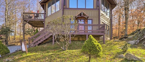 Beech Mountain Vacation Rental Home | 3BR | 3BA | 1,509 Sq Ft | Steps Required