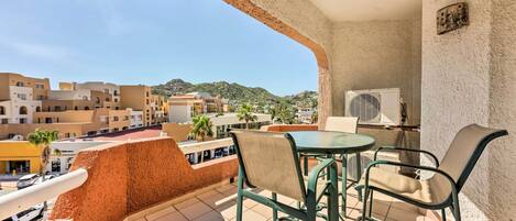 Cabo San Lucas Vacation Rental | 3BR | 3BA | 900 Sq Ft | Condo