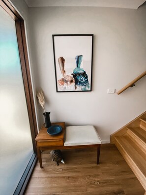 A beautiful mix of comfy modern and nostalgic vintage furniture
