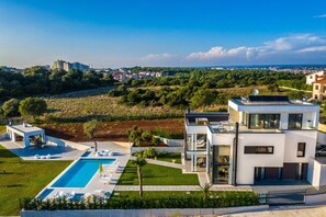 View of Croatia luxury villa for vacation and rent Deluxe Pula with private pool and jacuzzi
